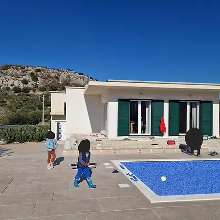 Ivka New House Pool And Beautiful View